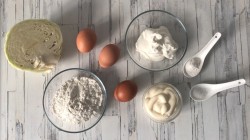 Заливной пирог с капустой на майонезе - шаг 1