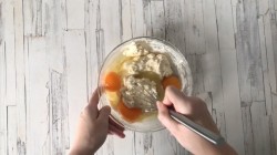 Заливной пирог с капустой на майонезе - шаг 5