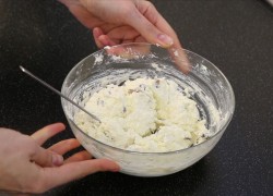 Запеченные блины с творогом и изюмом - шаг 9 Запеченные блины с творогом и изюмом - шаг 9