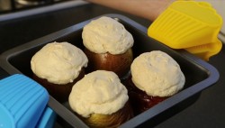 Запеченные яблоки с творогом, корицей под хрустящей корочкой - шаг 11