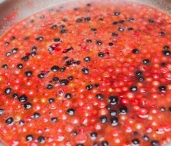 Запеканка из пшенки с соусом из смородины - шаг 5 Запеканка из пшенки с соусом из смородины - шаг 5