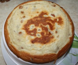 Запеканка из творога со сгущенкой в мультиварке - шаг 3