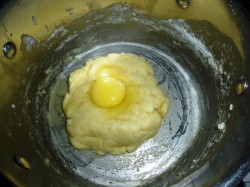 Заварное тесто для пирожных - шаг 5 Заварное тесто для пирожных - шаг 5