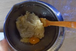 Заварное тесто для профитролей - шаг 4 Заварное тесто для профитролей - шаг 4