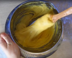 Заварное тесто для профитролей - шаг 5 Заварное тесто для профитролей - шаг 5
