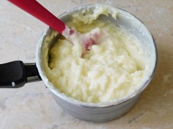 Заварной крем без яиц на молоке - шаг 5 Заварной крем без яиц на молоке - шаг 5