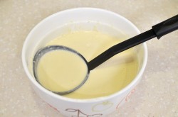 Заварные блины с дырочками на кипятке и молоке - шаг 5 Заварные блины с дырочками на кипятке и молоке - шаг 5