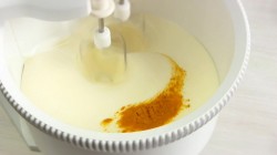 Бисквитный торт Одуванчик со сливочным кремом - шаг 3