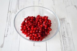 Бруснично-яблочный кисель - шаг 4 Бруснично-яблочный кисель - шаг 4