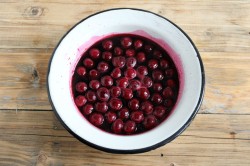 Вишня в вине - шаг 3 Вишня в вине - шаг 3