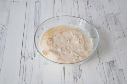 Домашний хлеб с сыром в духовке - шаг 3