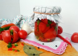 Фаршированные помидоры на зиму - шаг 8 Фаршированные помидоры на зиму - шаг 8