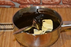 Фигурный домашний шоколад из какао-порошка и масла - шаг 7 Фигурный домашний шоколад из какао-порошка и масла - шаг 7