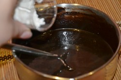 Фигурный домашний шоколад из какао-порошка и масла - шаг 8 Фигурный домашний шоколад из какао-порошка и масла - шаг 8