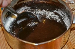 Фигурный домашний шоколад из какао-порошка и масла - шаг 9 Фигурный домашний шоколад из какао-порошка и масла - шаг 9