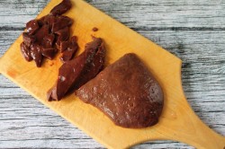 Гуляш из печени с подливкой - шаг 4