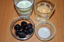 Инжир с молоком - шаг 1 Инжир с молоком - шаг 1