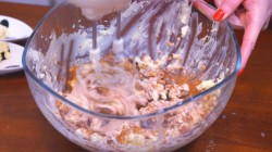 Киевский торт с шоколадно-ореховой начинкой - шаг 10