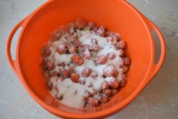 Клубника в сиропе на зиму - шаг 3