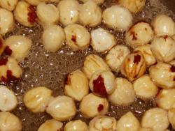 Лесные орехи в сахаре - шаг 7