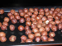 Лесные орехи в сахаре - шаг 2