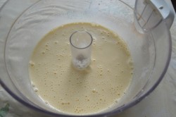Манник на кефире и сметане на сковороде - шаг 3 Манник на кефире и сметане на сковороде - шаг 3