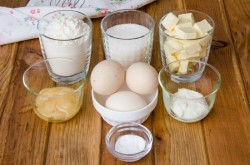 Медовик на сковороде - шаг 1