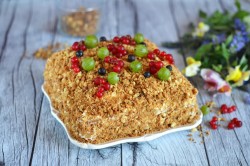 Простой быстрый медовик без раскатывания коржей - шаг 19