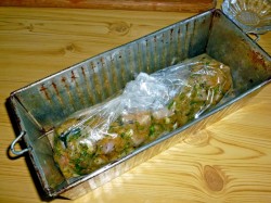 Мраморный рулет из курицы новогодний - шаг 7 Мраморный рулет из курицы новогодний - шаг 7