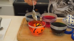 Пасхальные яйца с аппликацией - шаг 5