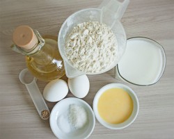 Пончики дрожжевые - шаг 1