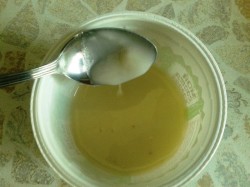 Простая сахарная глазурь для пряников - шаг 2