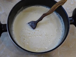 Простой торт Наполеон в домашних условиях - шаг 7