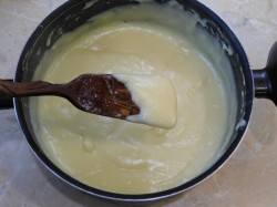 Простой торт Наполеон в домашних условиях - шаг 8