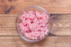 Рубленные котлеты из индейки - шаг 2