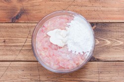 Рубленные котлеты из индейки - шаг 4