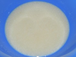 Сдобное дрожжевое тесто для булочек - шаг 3