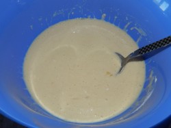 Сдобное дрожжевое тесто для булочек - шаг 5