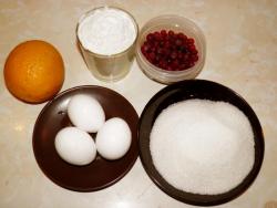 Апельсиновая шарлотка с апельсинами в духовке - шаг 1