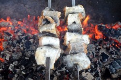 Шашлык из сома - шаг 6