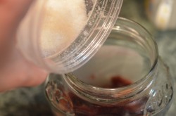 Самогон из слив в домашних условиях - шаг 4 Самогон из слив в домашних условиях - шаг 4