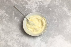 Слоеное бездрожжевое тесто в домашних условиях и 15 похожих рецептов: видео, фото, калорийность, отзывы - шаг 2 Слоеное бездрожжевое тесто в домашних условиях и 15 похожих рецептов: видео, фото, калорийность, отзывы - шаг 2