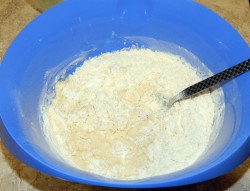 Тесто на булочки дрожжевое на молоке - шаг 5 Тесто на булочки дрожжевое на молоке - шаг 5