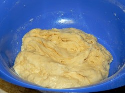 Тесто на булочки дрожжевое на молоке - шаг 6 Тесто на булочки дрожжевое на молоке - шаг 6