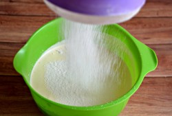 Торт День и Ночь советский со сметанным кремом - шаг 4