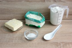 Творожное слоеное тесто - шаг 1 Творожное слоеное тесто - шаг 1