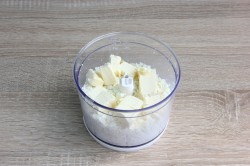 Творожное слоеное тесто - шаг 4 Творожное слоеное тесто - шаг 4