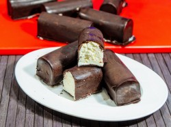 Творожные сырки покрытые шоколадной глазурью - шаг 20