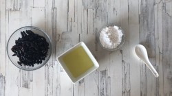 Запеченное суфле из жимолости - шаг 1