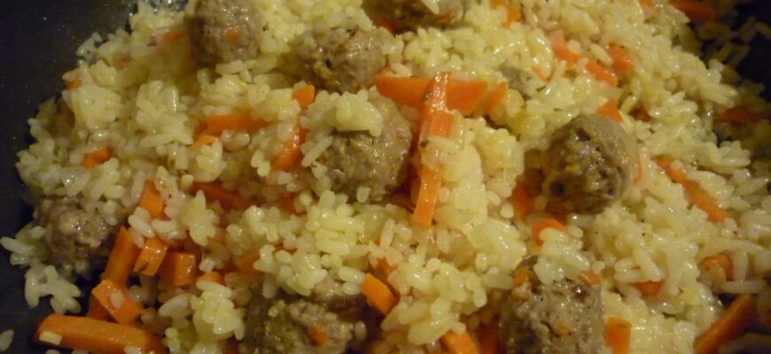 Что в плове жарить первым?